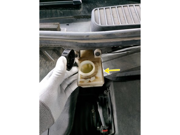 actionner la pédale de frein plusieurs fois