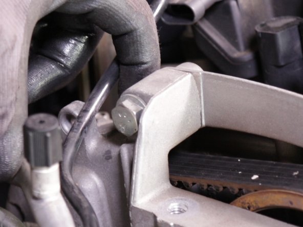 Repérer la longueur et l’emplacement de chaque vis