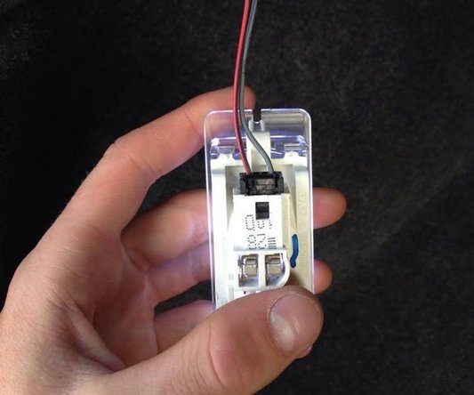 Brancher le câble que nous avons débranché juste avant.