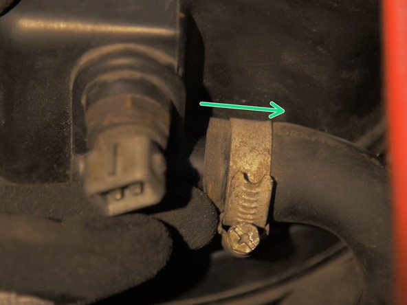 
Push the hose to remove it
