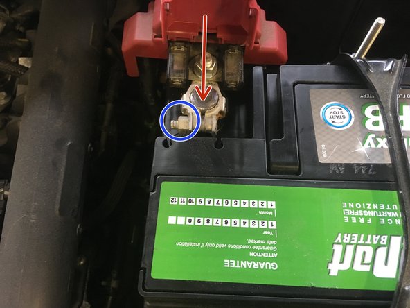 Serrer les écrou de 10