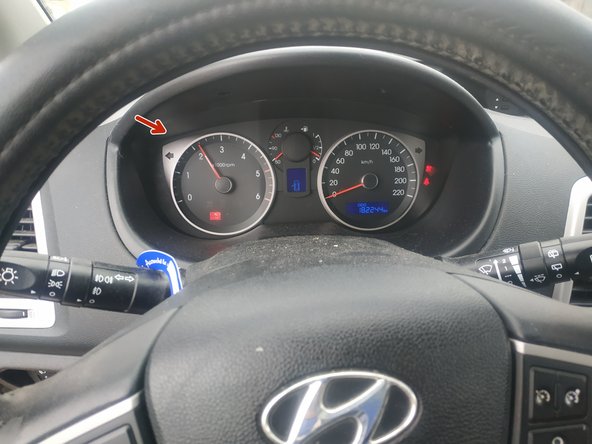 démarrer et maintenir un régime de 2000trs/mn pendant quelques secondes