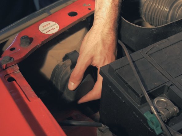 
Replace the rear headlight cover
