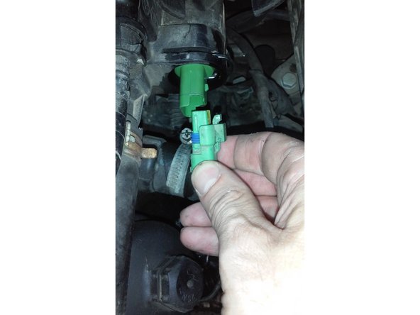 Reconnecter la sonde, prener la fiche et enfoncer la à fond jusqu'à entendre un clic