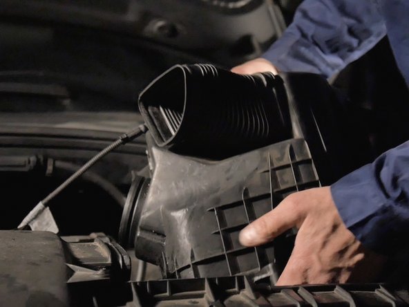 Replacer la boite et le conduit d'air