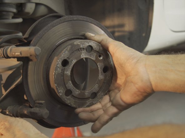 Déposer le disque sans retirer la chape