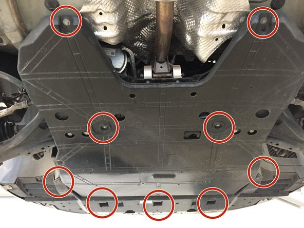 Serrer le 9 vis de 10