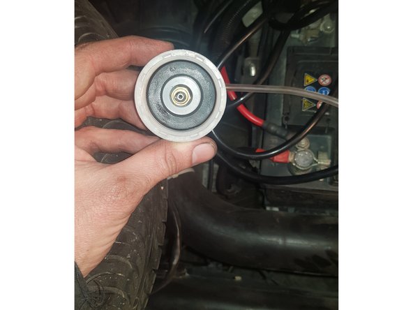 Vérifiez que le joint est bien présent dans le bouchon