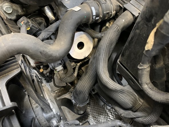 La tétine doit être positionné en sorte qu'elle rentre dans son emplacement