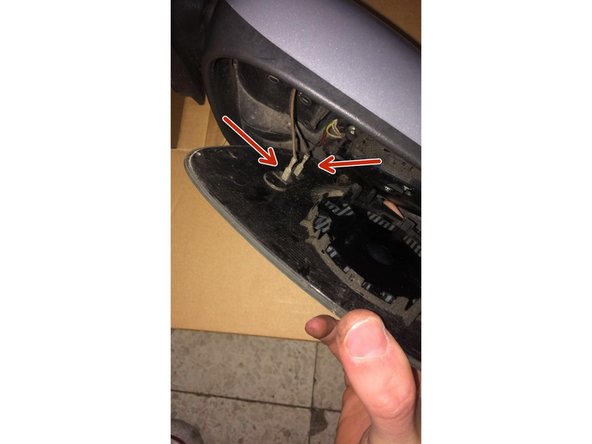 Débranchez les 2 cosses du dégivrage