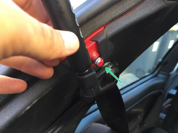 
Repeat the operation on the second hook.
