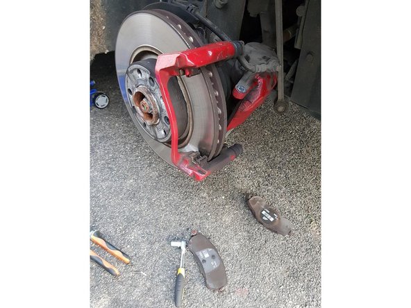 
The first two photos of this stage are not contractual because the one I took for this stage is completely blurry but the stage remains the same.
