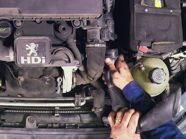 Tire sur le manchon pour retirer le conduit