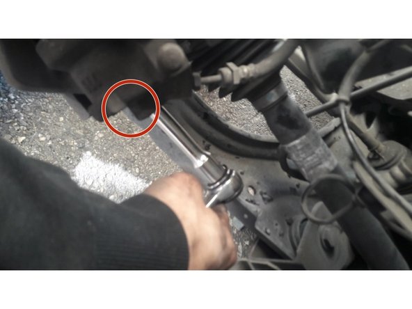 Déposer l'ensemble étrier + disque