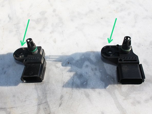 Contrôler que le nouveau capteur corresponde à l'ancien aussi bien au niveau de sa fixation que du connecteur.