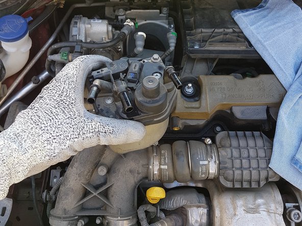 Déposer le bloc du filtre