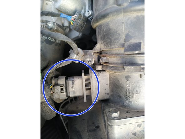 Débranchez la fiche du capteur