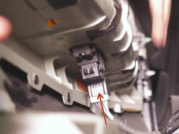 Reposer le bouton de lève vitre