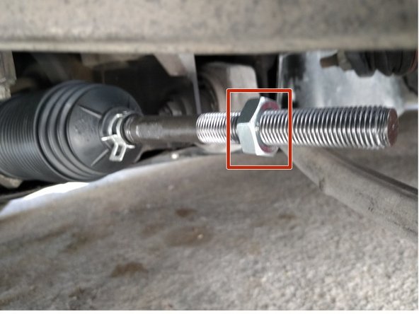 
Screw the lock nut onto the inner ball joint
