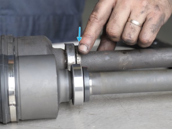 longueur traversant le moyeu