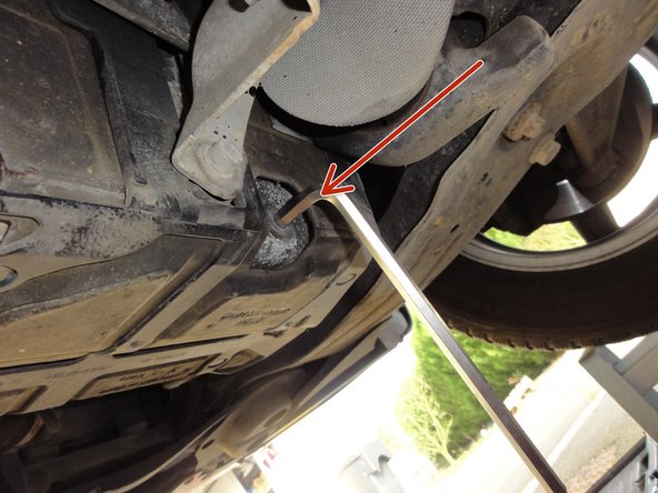 Le serrer le à l'aide de la clé