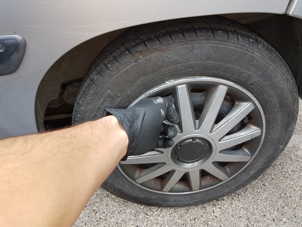 
Perform a brake fluid bleed.
