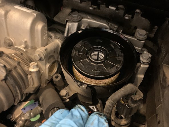 Refermer le filtre à carburant