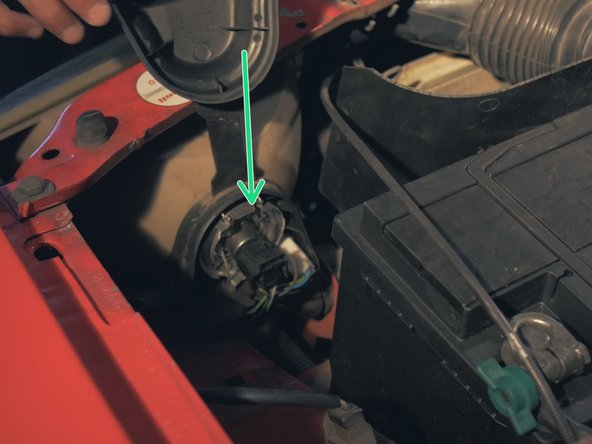 
Replace the rear headlight cover
