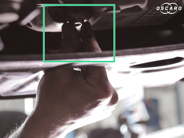 Revisser à la main le bouchon de carter