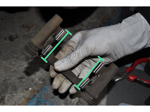 Sur le support d'étrier de frein, remplacer le kit d'accessoires de plaquettes de frein