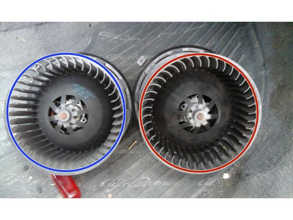 Diamètre [mm] : 150 Équipement véhicule : pour véhicules avec système de climatisation Puissance absorbée [W] : 200 Régime de service [1/min.] : 3500 Sens de rotation : Rotation dans le sens inverse des aiguilles d'une montre Tension [V] : 12 Pour véhicule avec volant à gauche