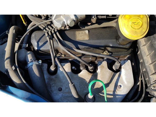 Renouvelez l'opération avec les 3 autres bougies.