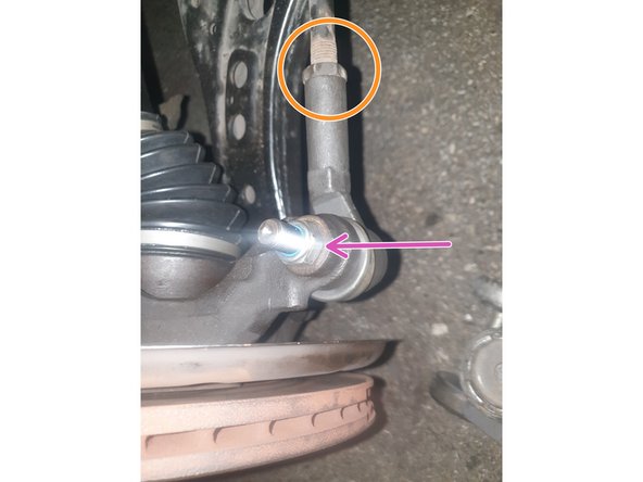 Serrer l'écrou de 19