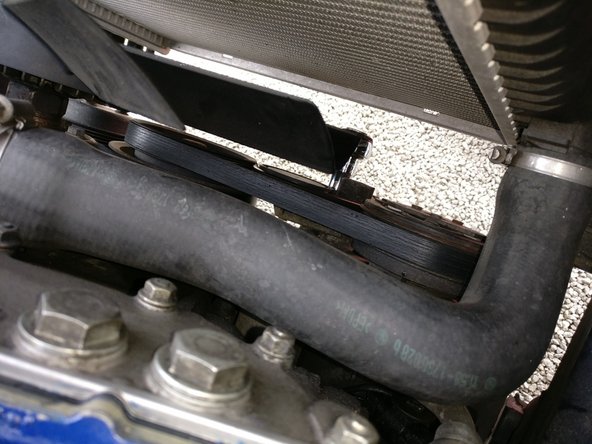 Vérifier l'état de la courroie en prenant la neuve comme point de comparaison