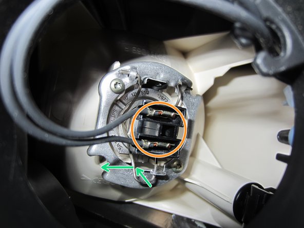 Déconnecter la prise électrique