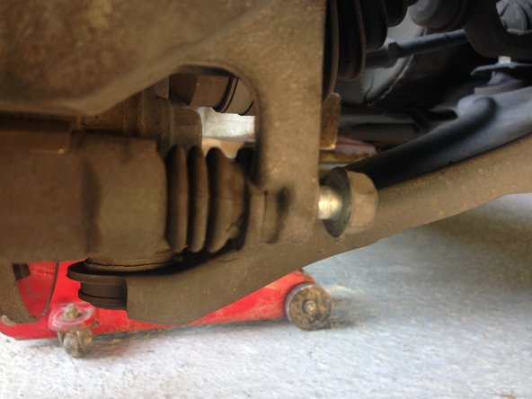 Remettre l'étrier en place et visser son boulon ( serrer modérément)