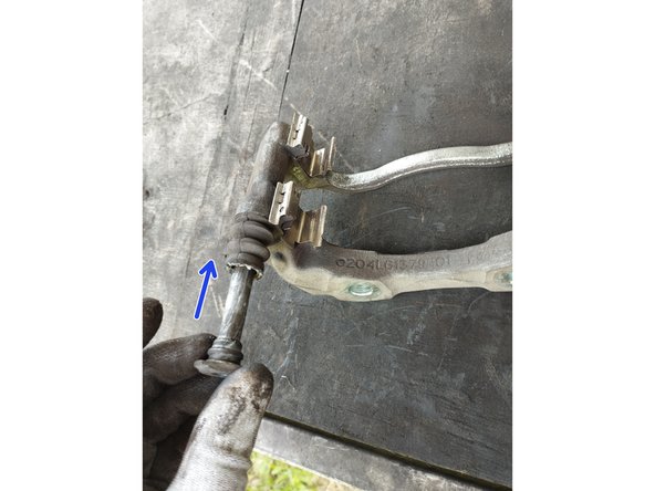 Inutile de mettre beaucoup de graisse, on veut juste appliquer une pellicule.