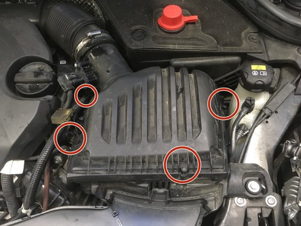 Deviser les 4 vis de T25