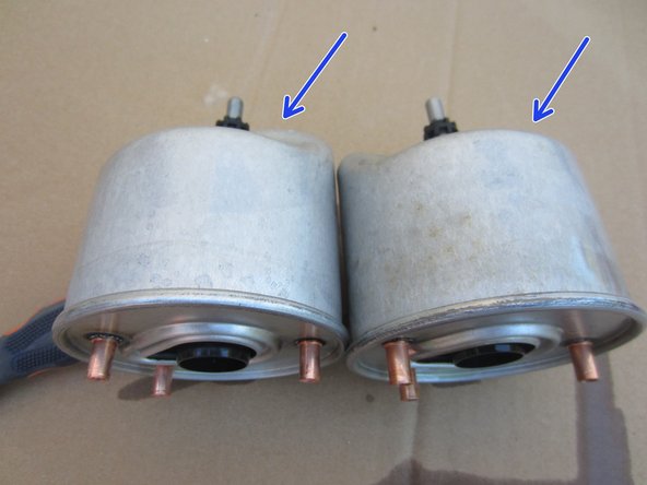 Comparer l'ancien et le nouveau filtre à carburant