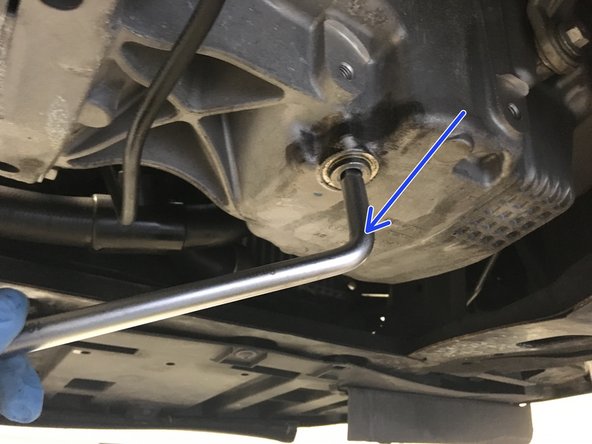 Serrer le à l'aide du carré à vidange