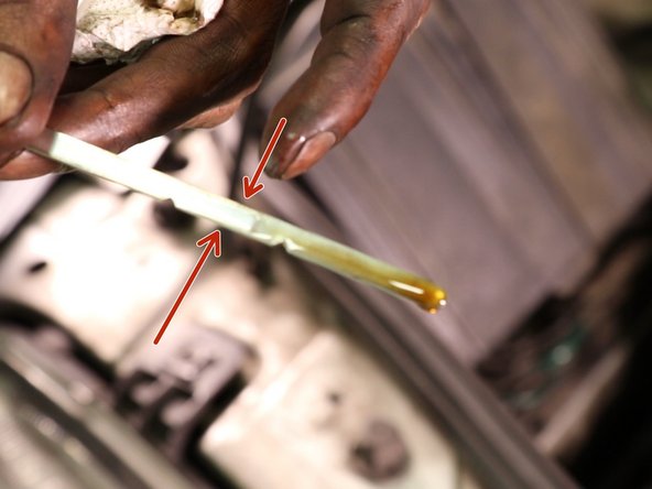 Tirer la jauge d'huile