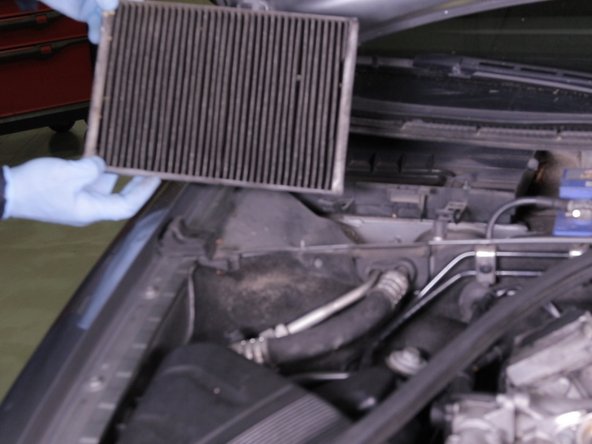 Retirer le filtre d'habitacle