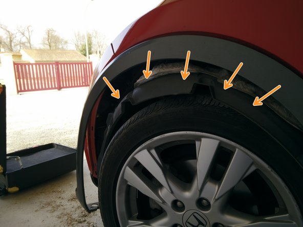 Eviter d'utiliser des outils pour ne pas abîmer la carrosserie