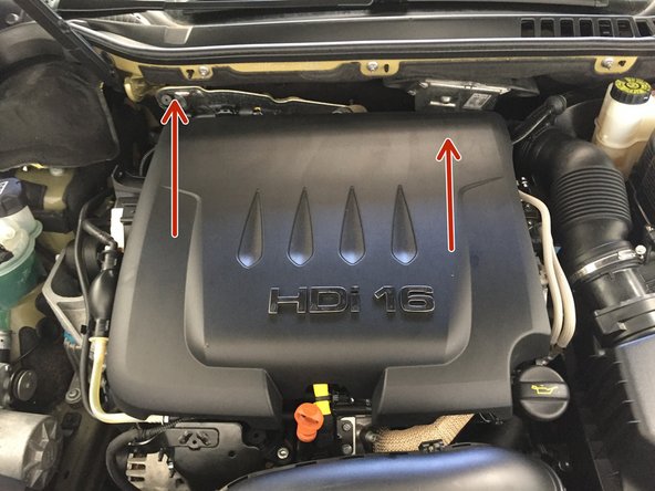 Retirer la plaque moteur