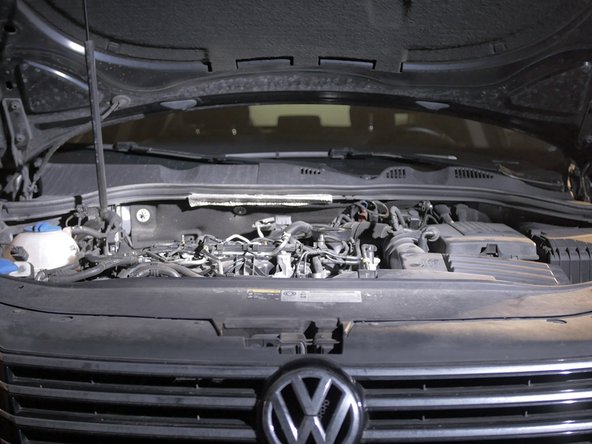 Retirer le cache moteur