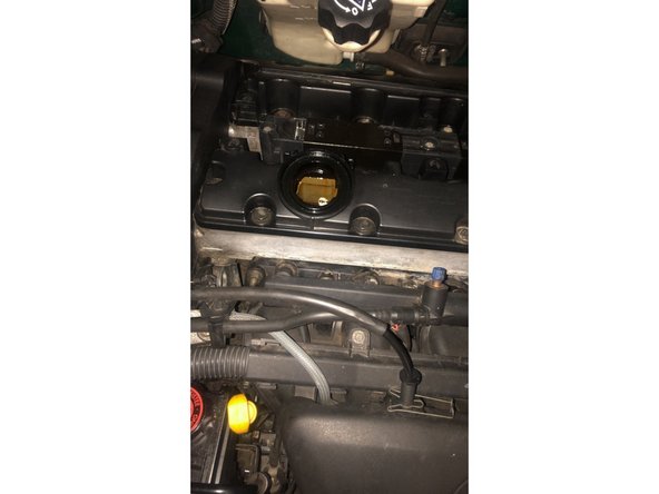 La quantité d'huile est de 4.2 Litres