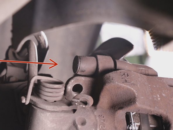 Remettez en place les caches de colonettes