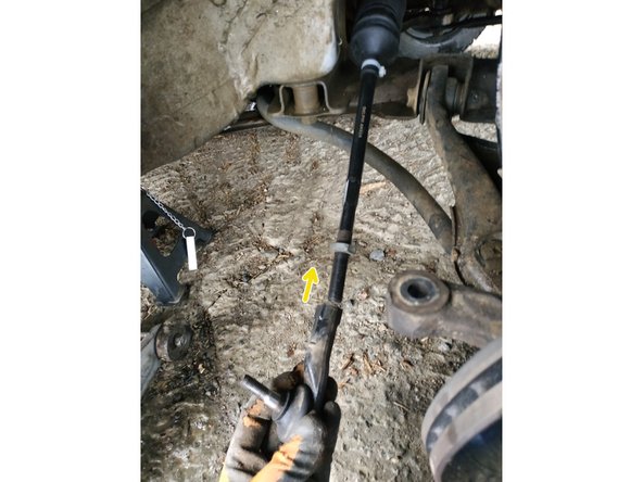 visser la rotule extérieure sur la rotule intérieure