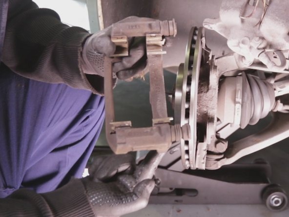 Repositionner le support d’étrier