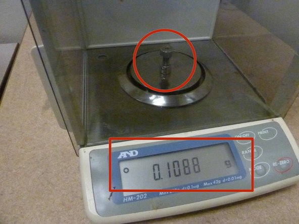 Take note not to be in contact with exposed surface of ball specimen at all times